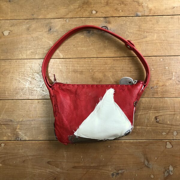 かけら:サンタの帽子が降ってきた かけら:サンタの帽子が降ってきた